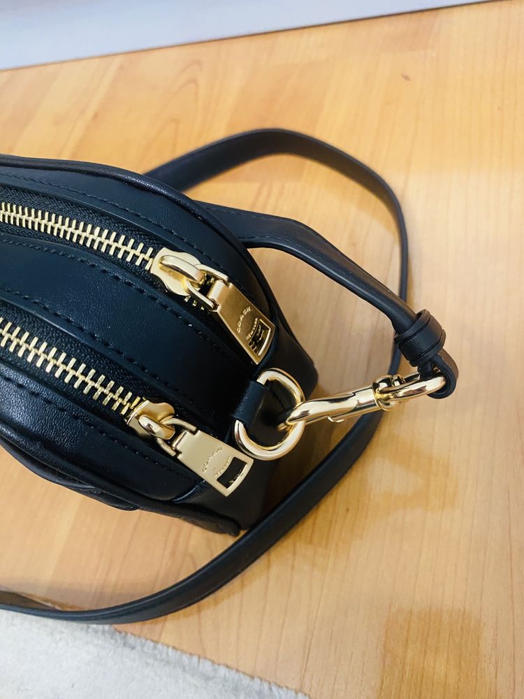 Сумка Coach с ремешком