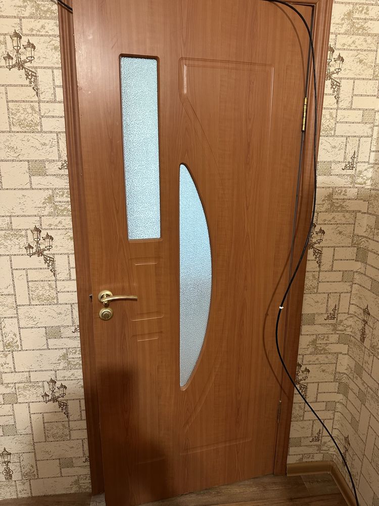 Продается двери