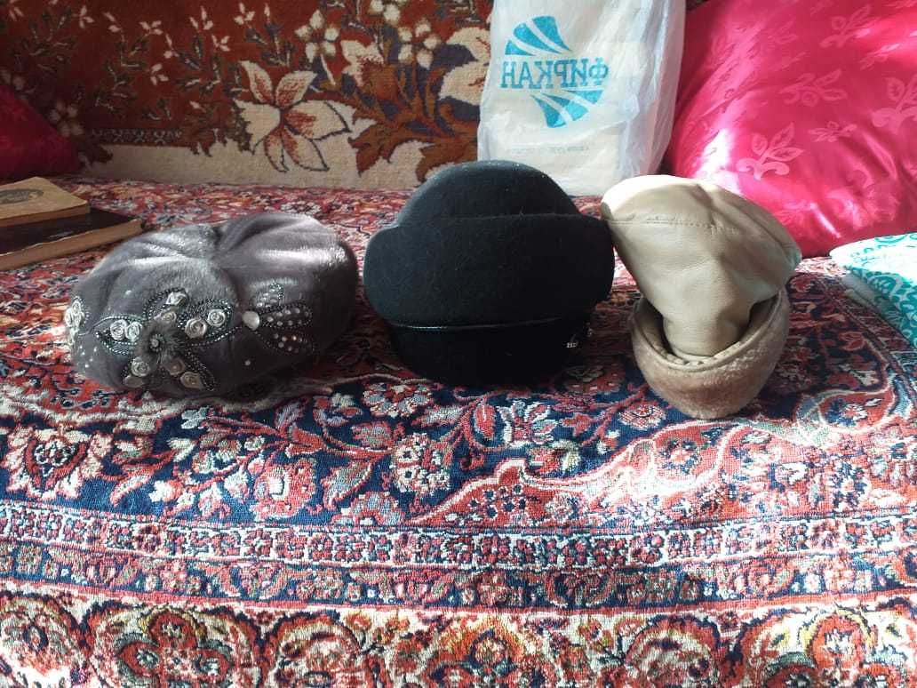 Продаются шапки из натурального меха и фетровые