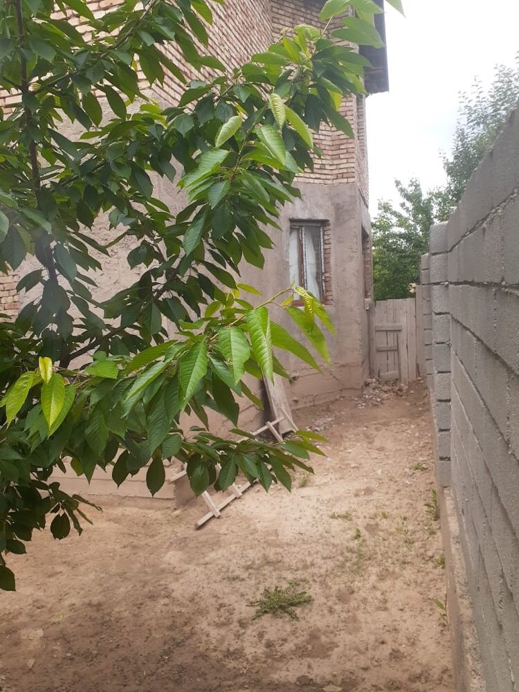 Продам дом которую строили для себя. Мкр Северо-запад.