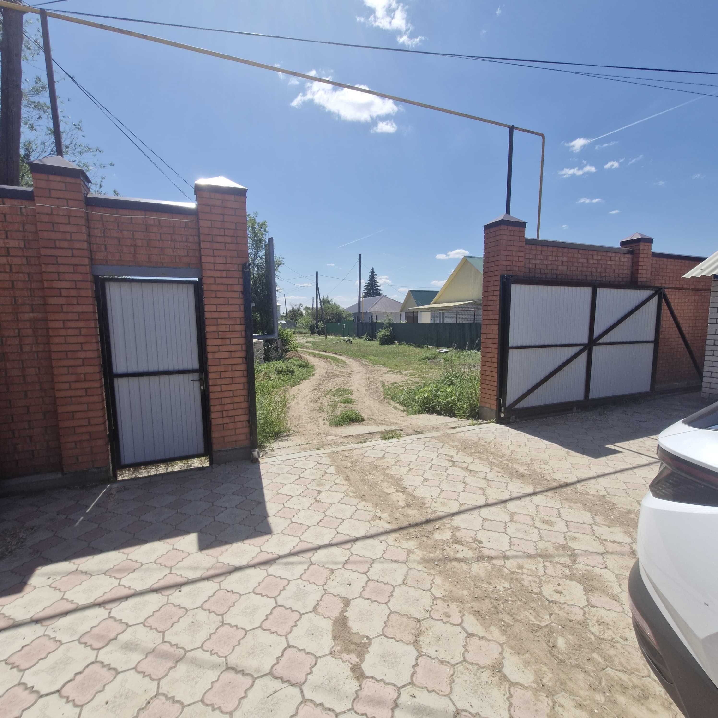 Продам двухэтажный коттедж в Подстепном, пятикомнатный