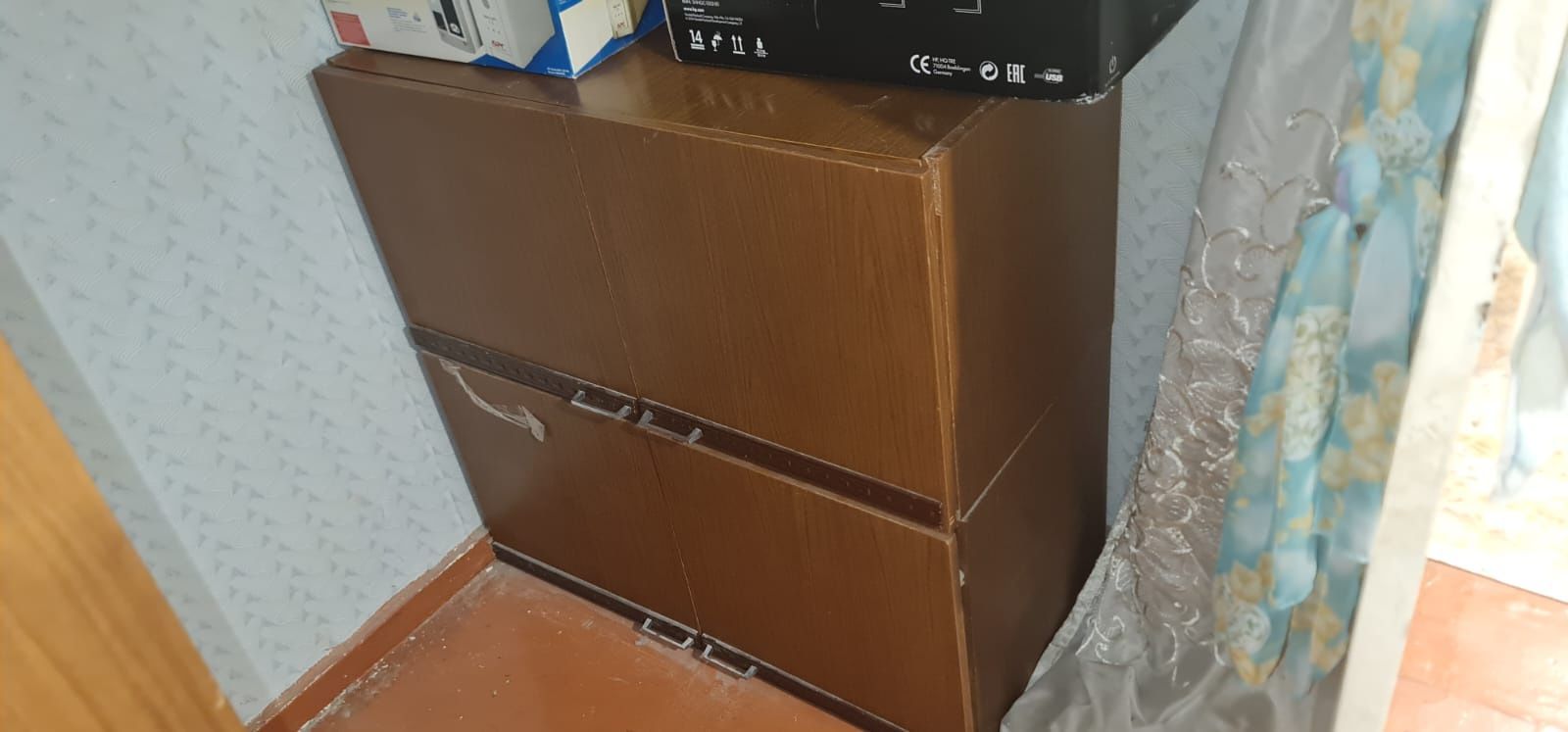 Шкаф, комод, стол, антресоль бесплатно