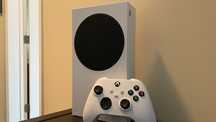 Продам Xbox Series S