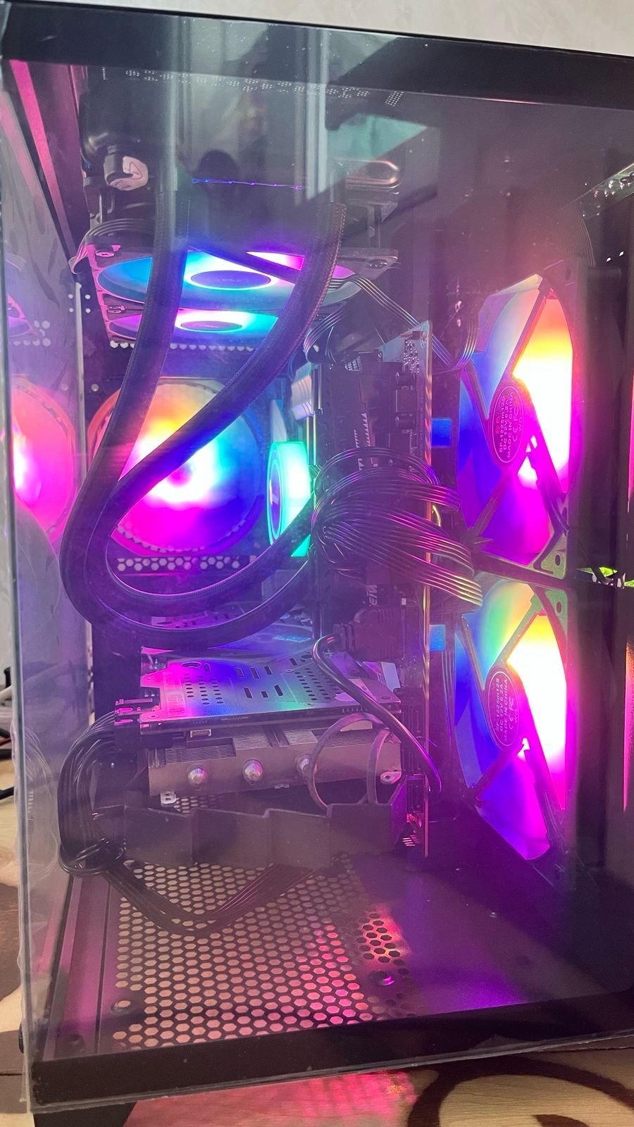 Продам игровой системный бллк 
Процессор i5 11400f
Мат.плата  Z590 D4