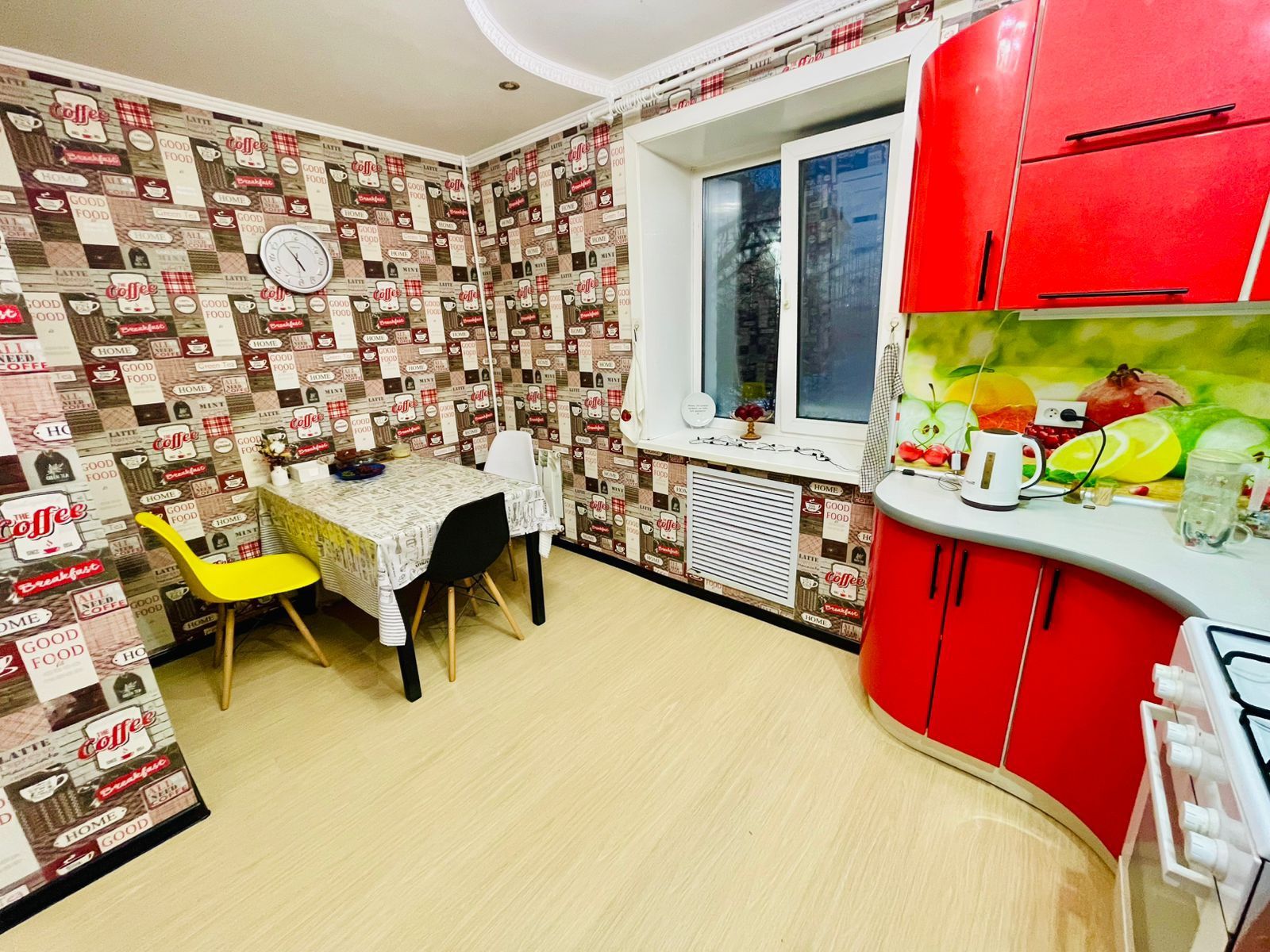Продам 2-х ком. квартиру 55м², 2этаж.  Береке НИШ