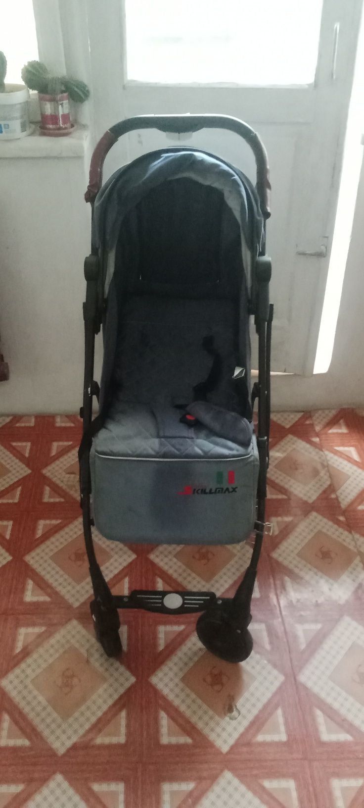 Продам детскую коояску
