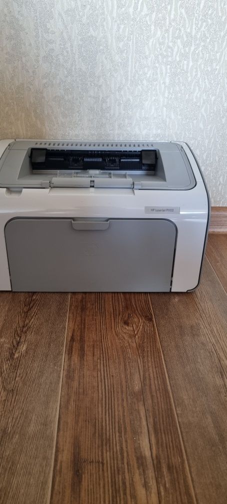 Принтер HP laserjet P1102.