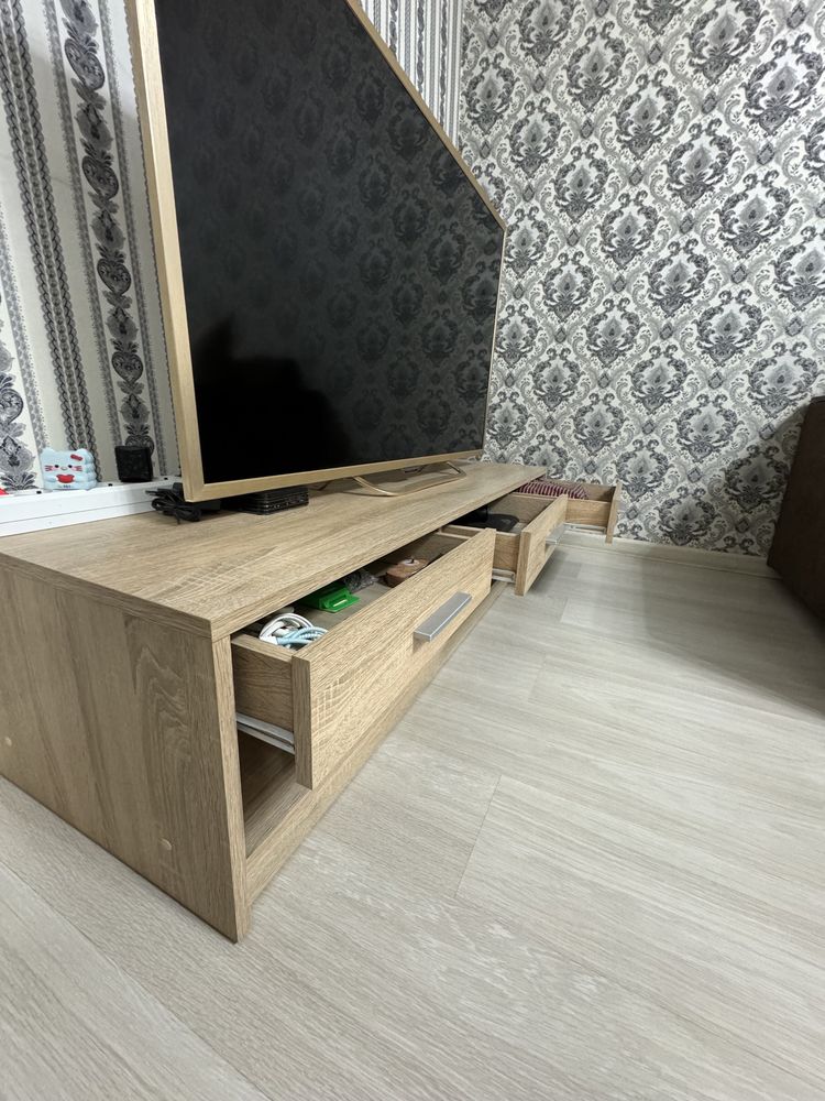 Продаю подставку для телевизора
