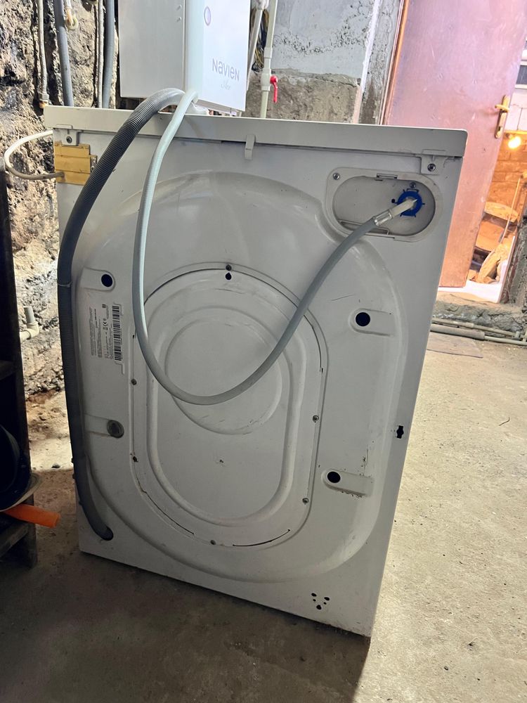 Стиралка Indesit