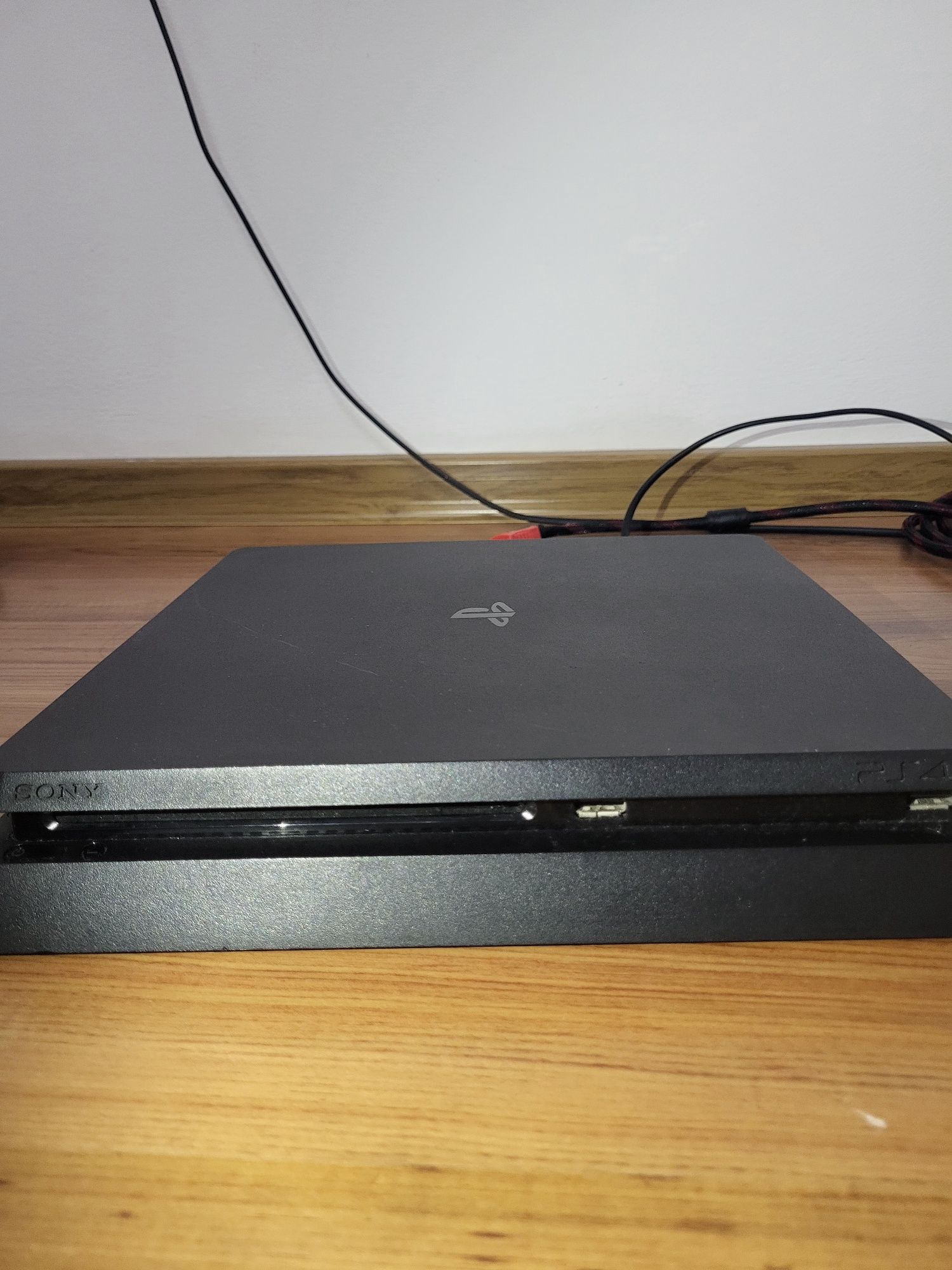 PlayStation 4 slim на 512 gb