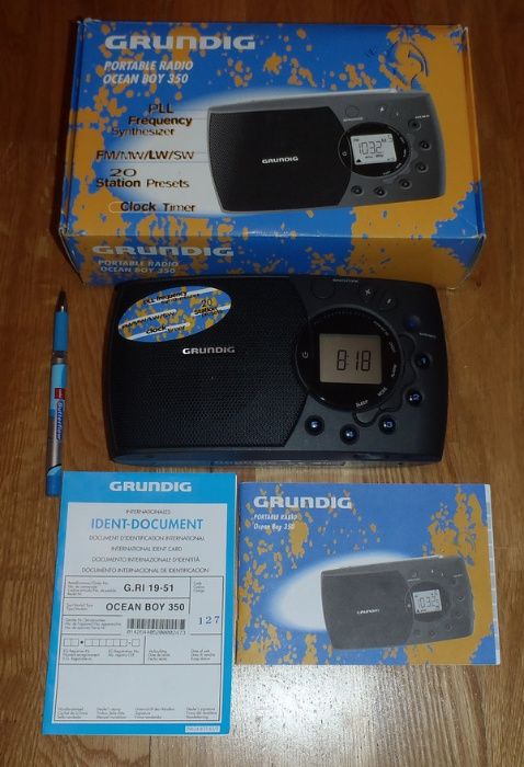 радио всеволновый GRUNDIG OCEAN BOY350  чистый звук и уверенный прием