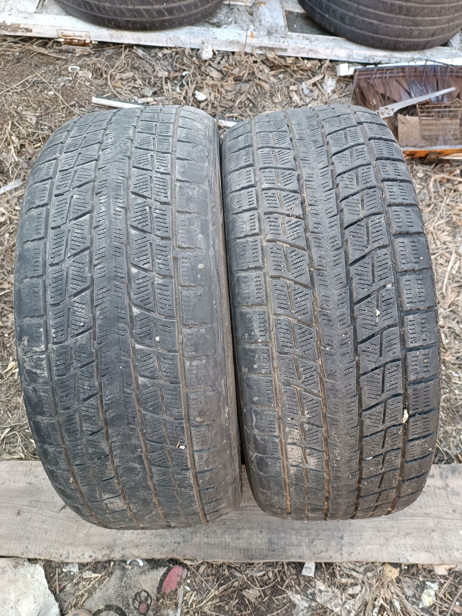 Авто шины от R 15,R ,17,R 20-21 всё б/у.осталось от проданных автомаши