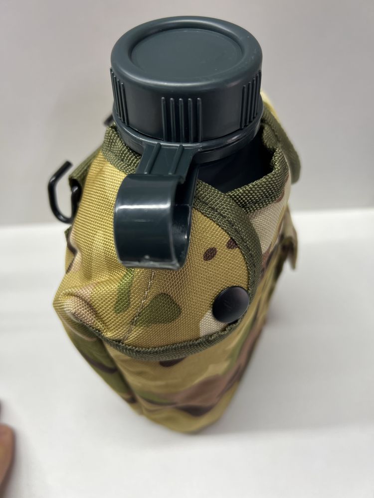 фляга армейская, фляжка военный