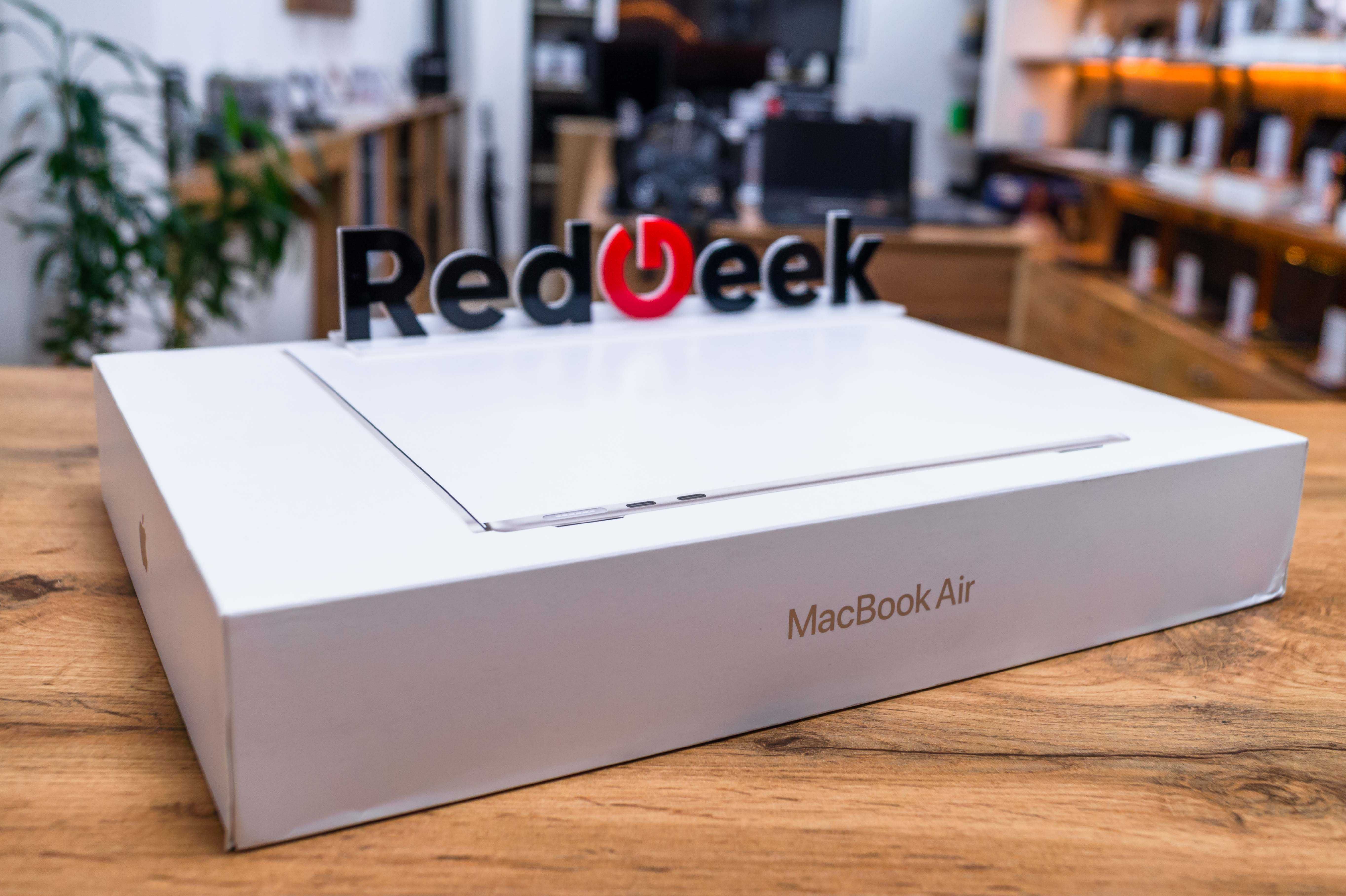 Новый Macbook Air M3|13"|2024|16GB/256GB|Запечатанный|Red Geek