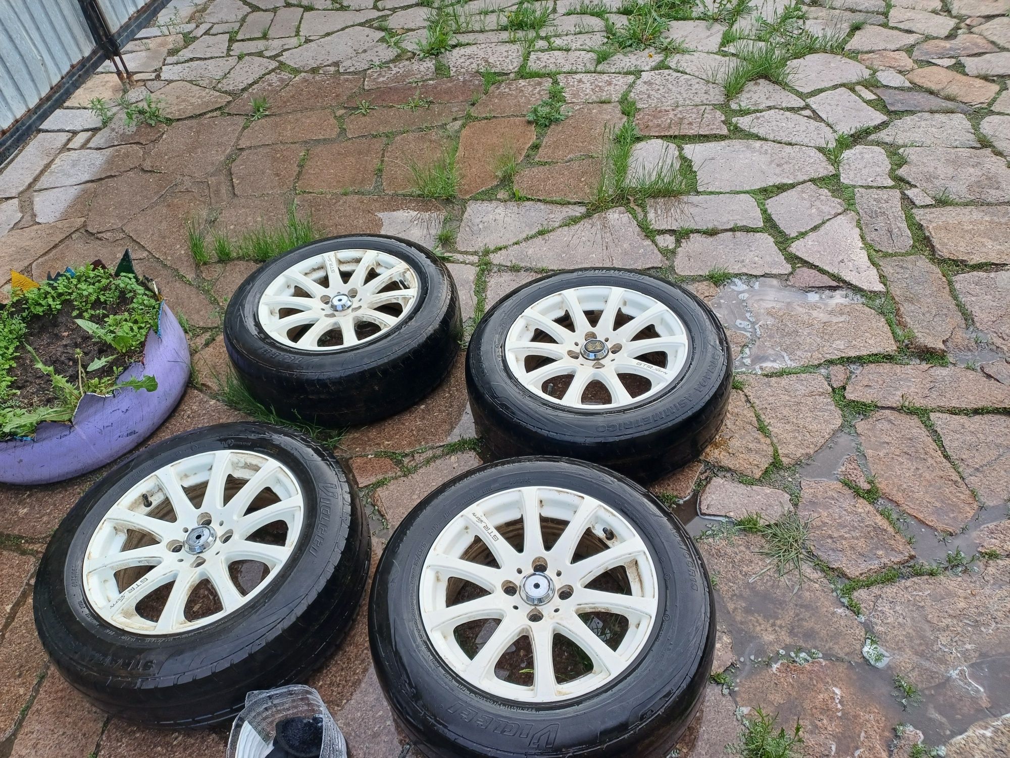 Продам диски на 15