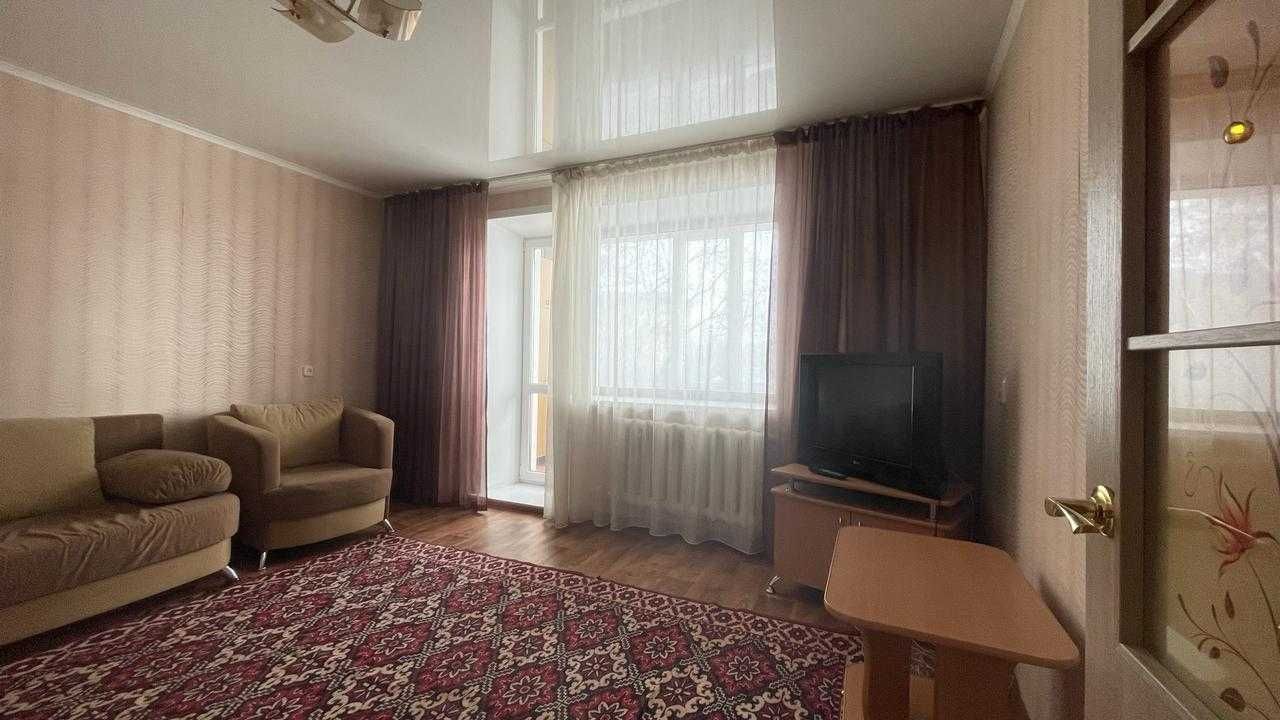 Продажа однокомнатной квартиры на втором этаже.