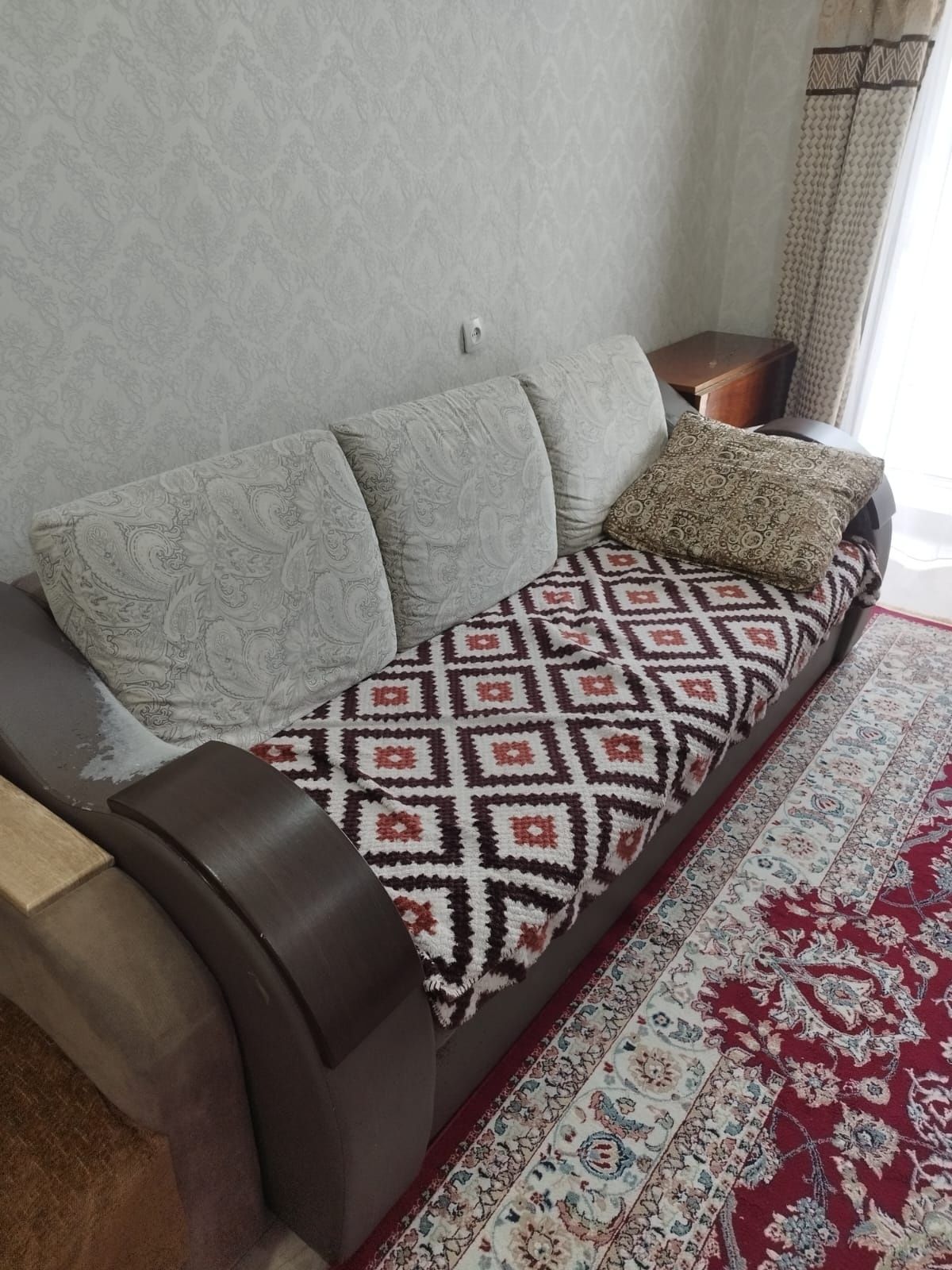 Продам диваны,в нормальном состоянии