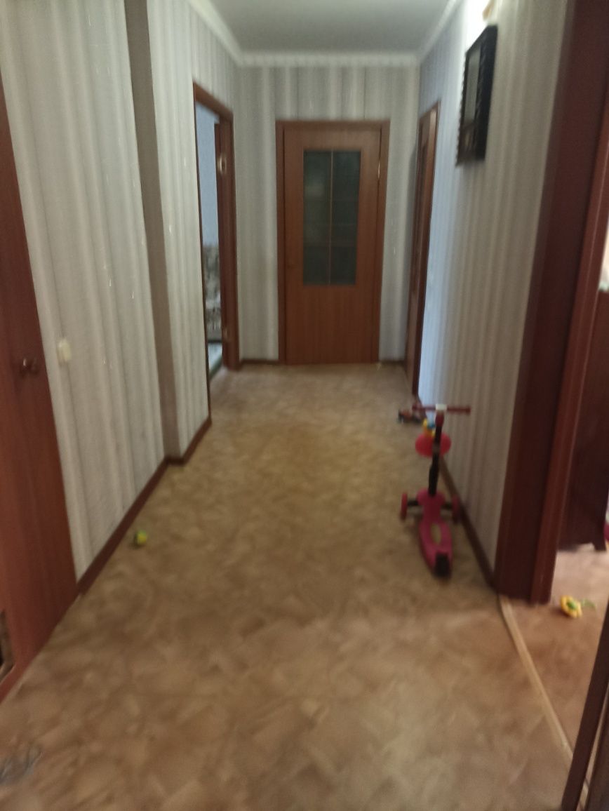 Продам 6 комн квартиру