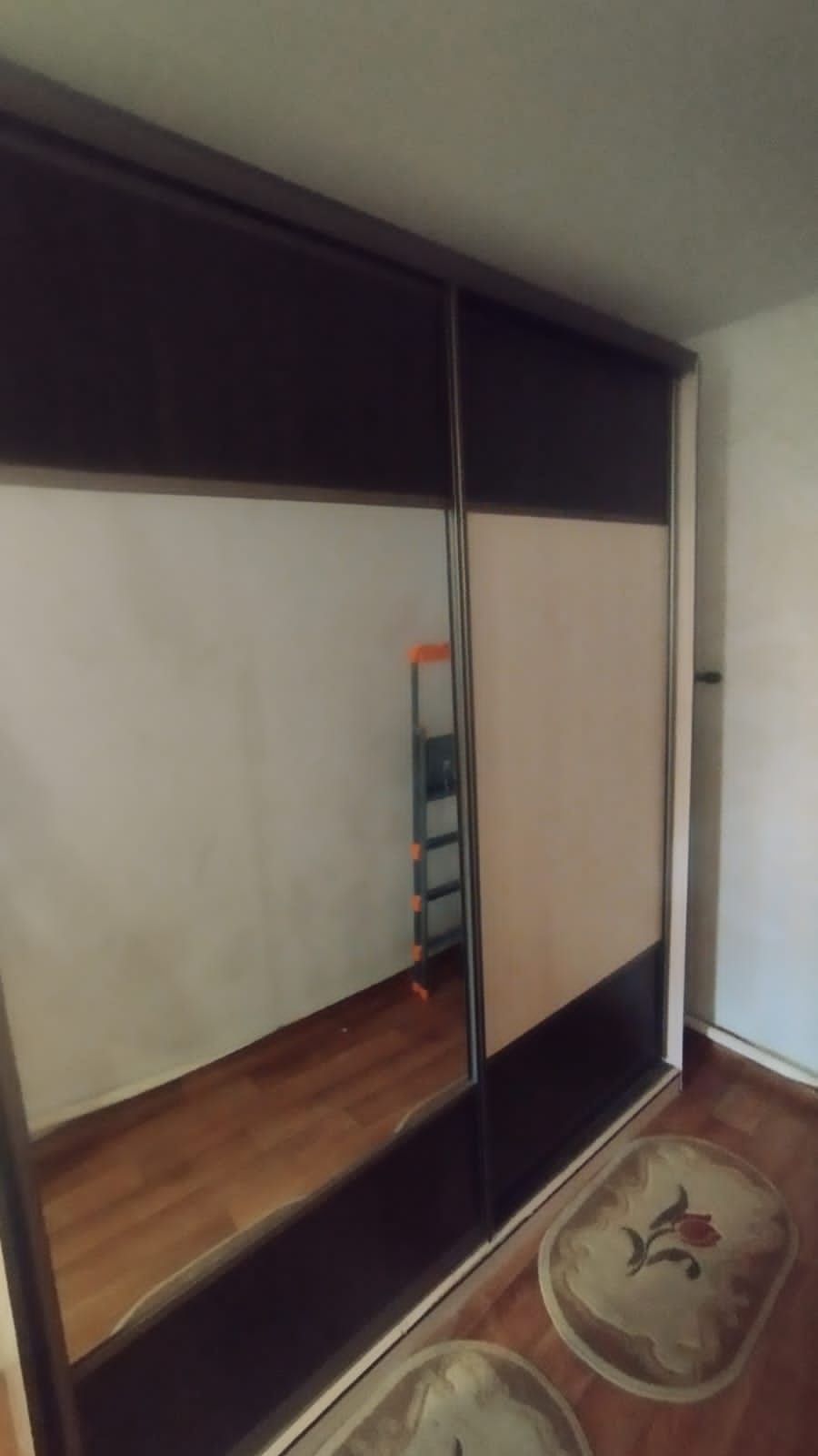 Продам шкаф в хорошем состояний