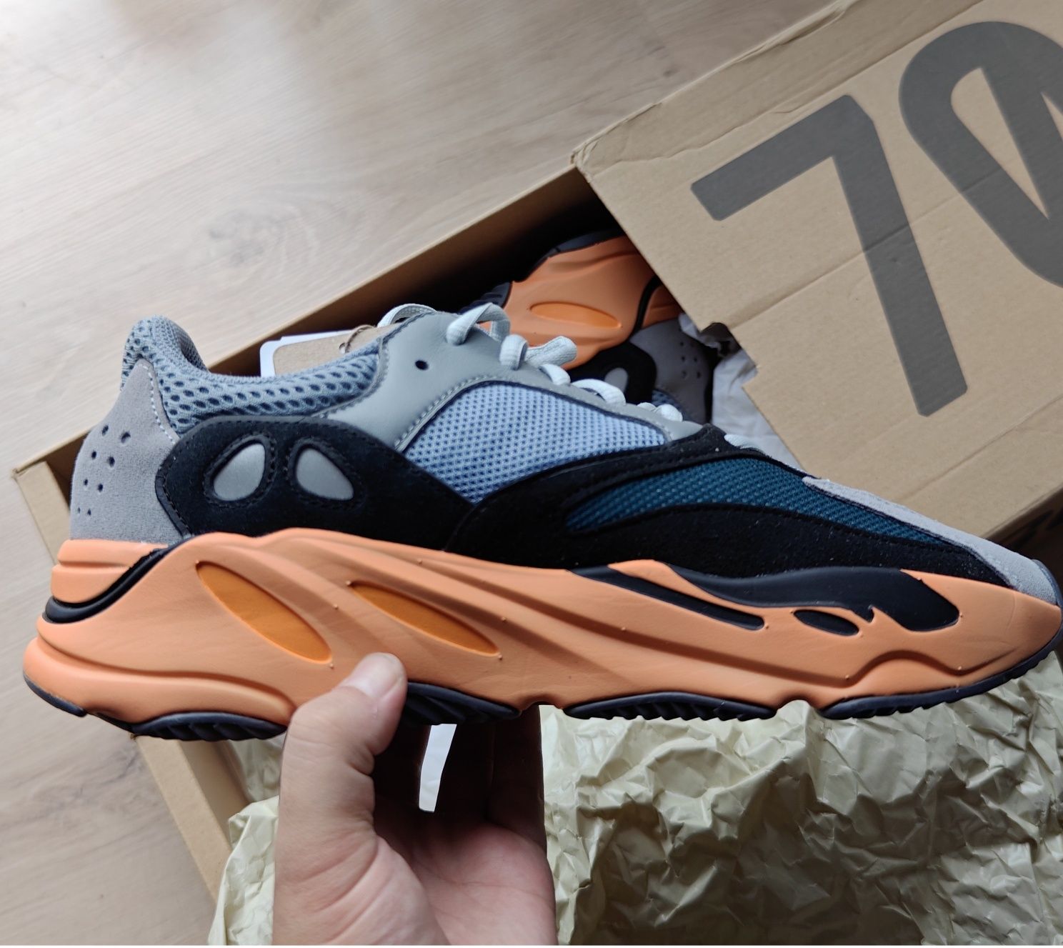 Кроссовки yeezy boost 700 wash Orange,  41.5, оригинал