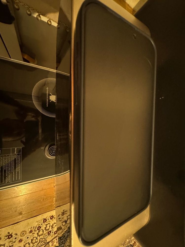 Срочно продам apple iPhone 15 Pro MAX