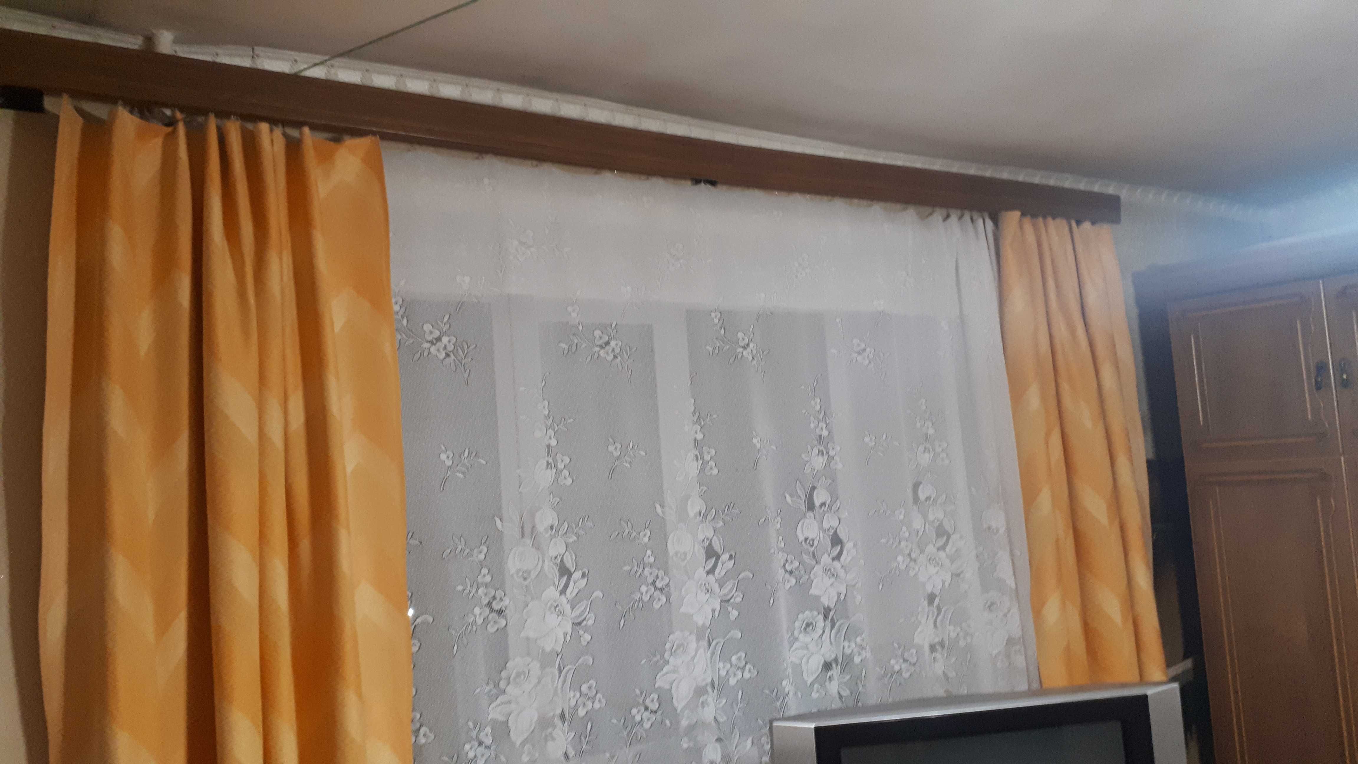 Карниз настенный