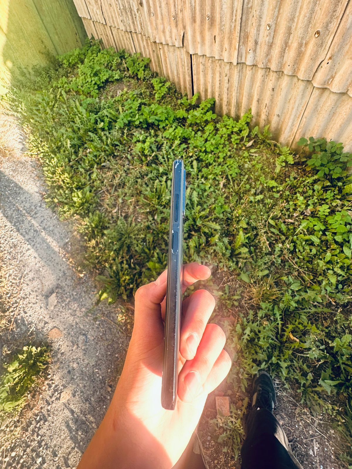 Redmi Note 11 экран трешена но работает все хорошо