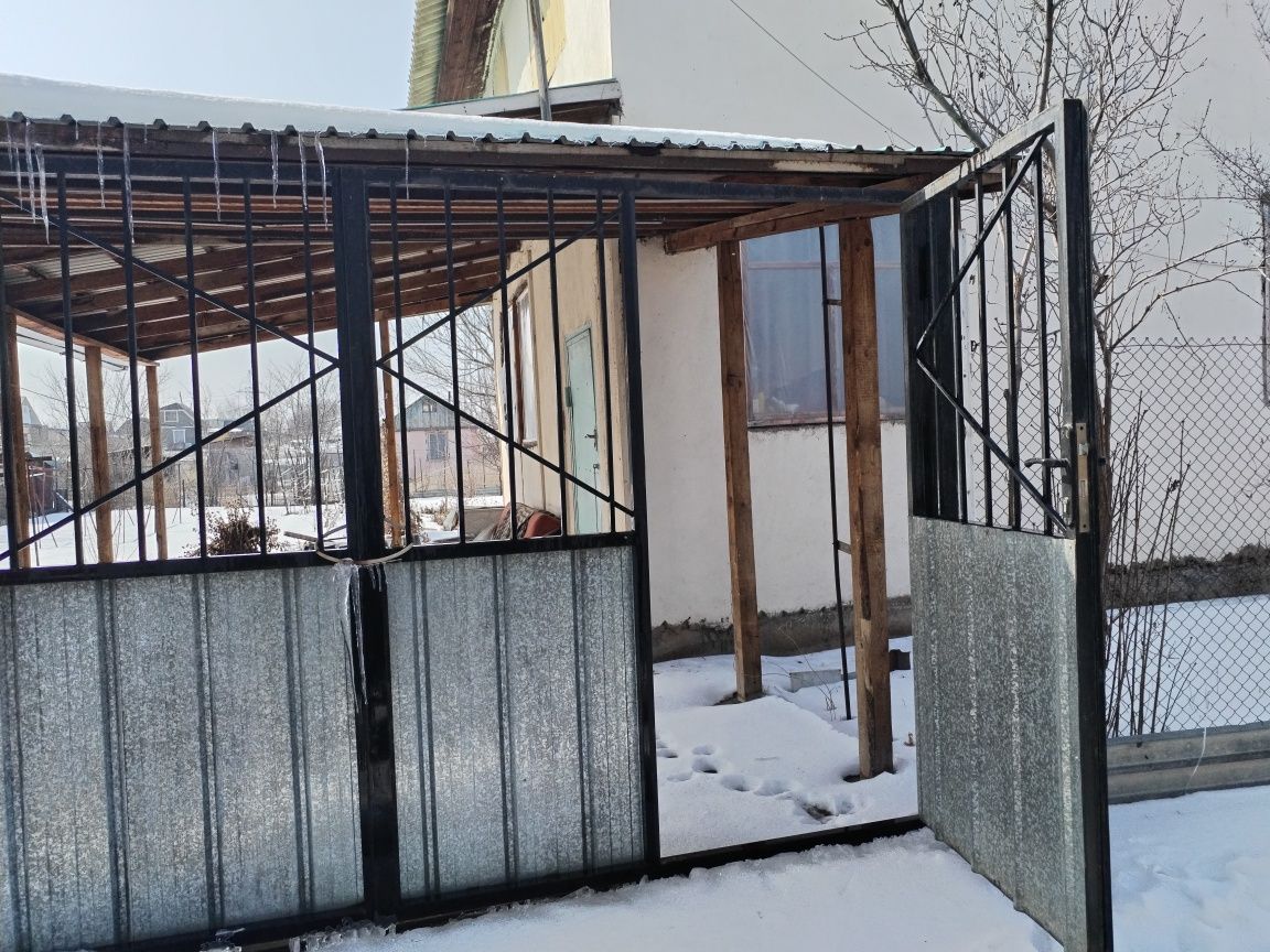 Продам дачный участок