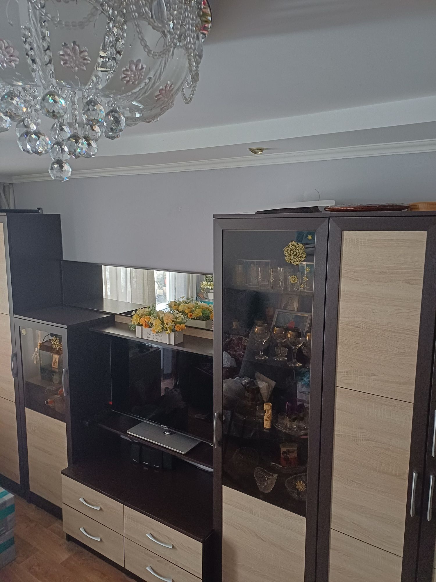 Стенка компактная для зала