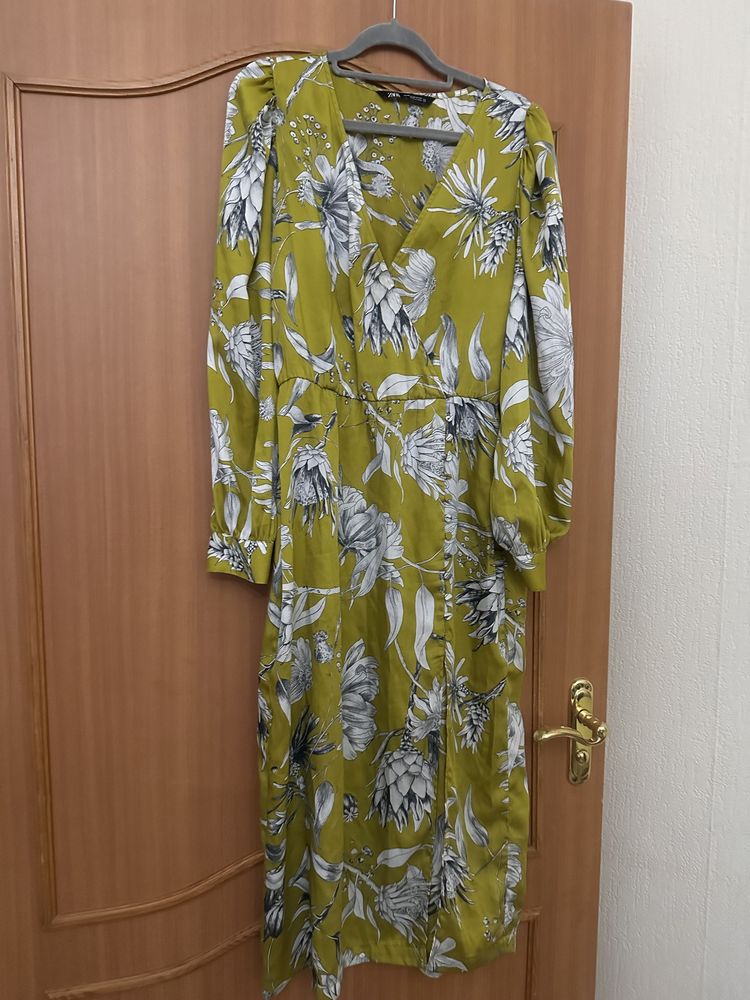 Платья Zara , кофта манго