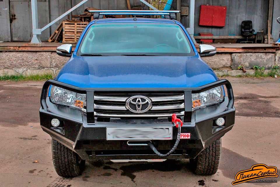 Передний силовой бампер РИФ Toyota Hilux