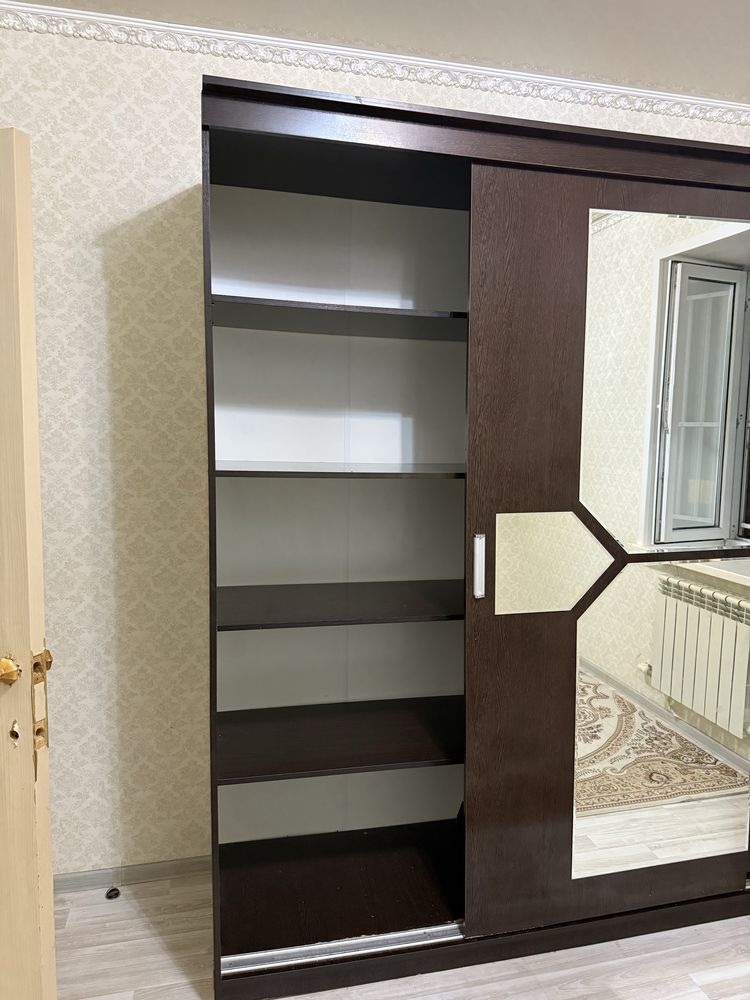 Продам шкаф-купе