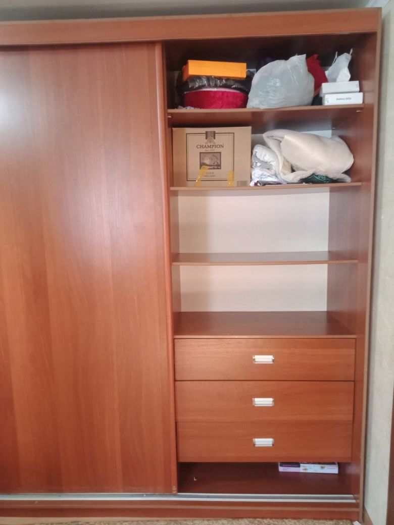 Продам Шкаф купе