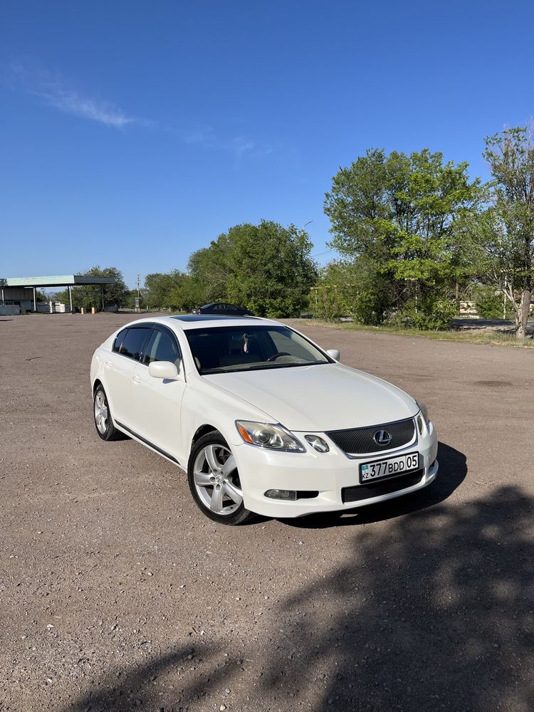Продам lexus gs300 awd 2005г