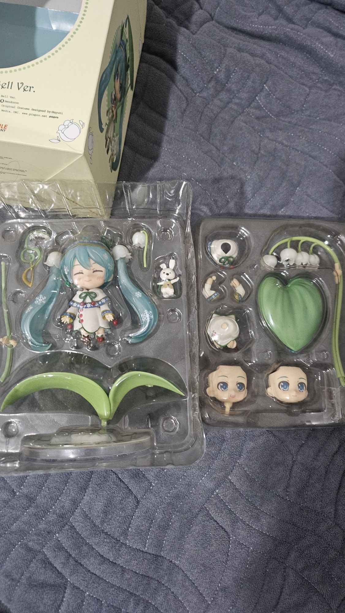 Аниме фигурка snow miku