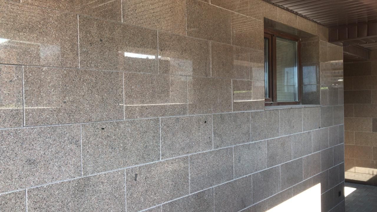 Укладка плитняка. Монтаж гранита, широкоформатного гранита.