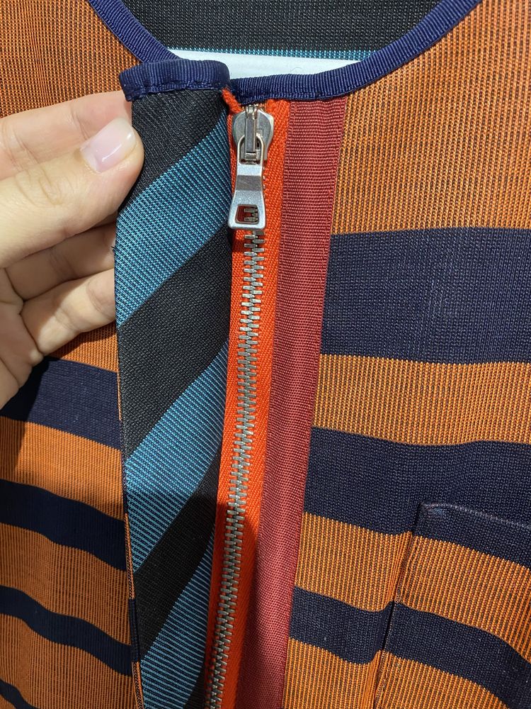 Жакет Paul Smith, блуза Massimo Dutti