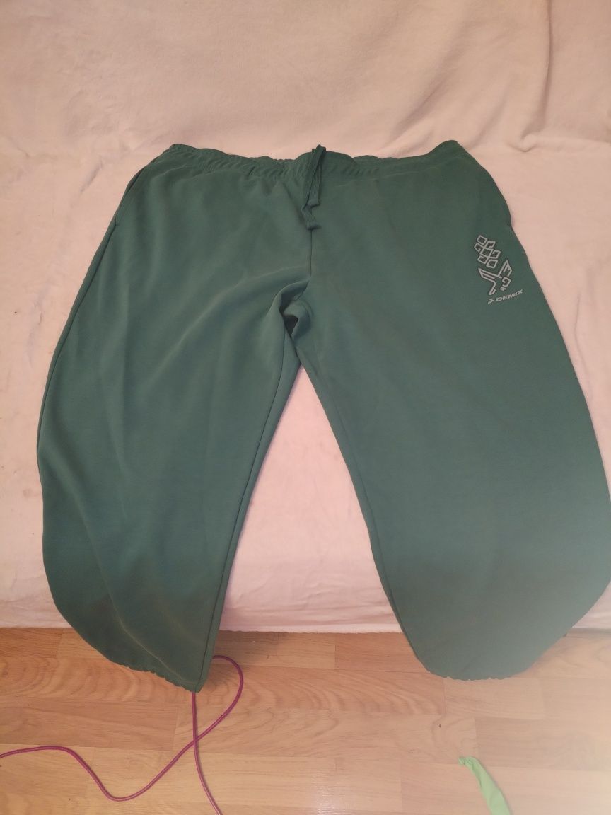 Продам трико Demix