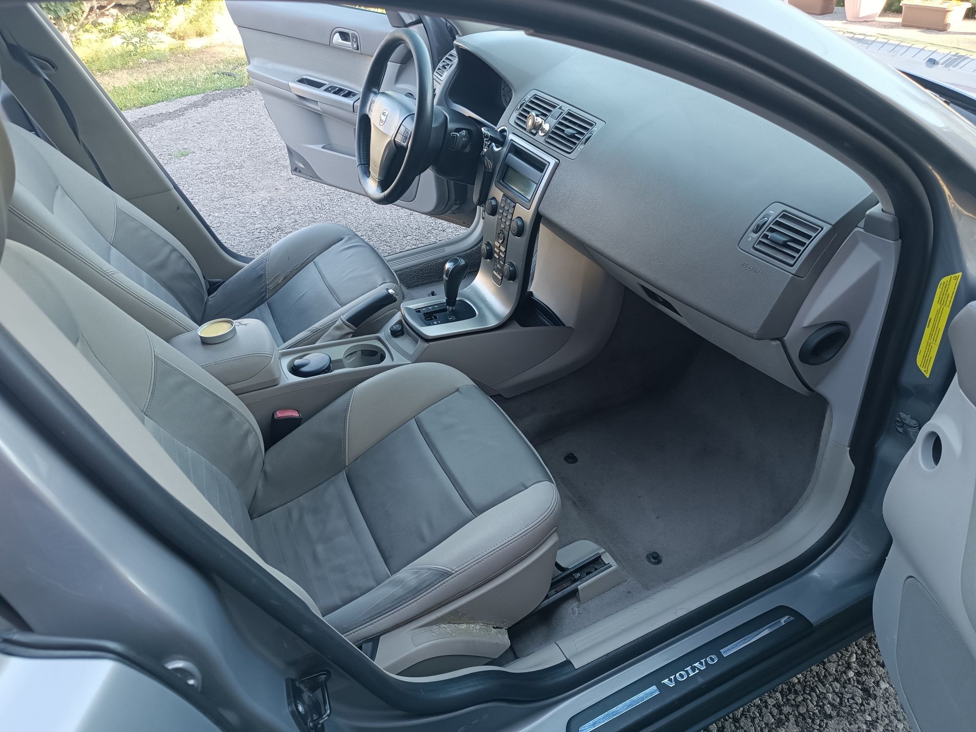 ...Авто volvo.S40 ...