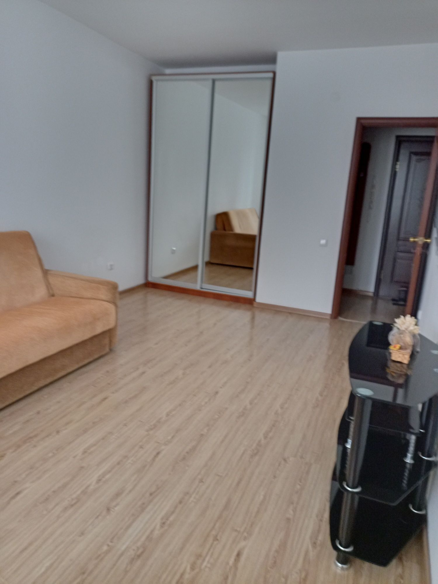 Продам 1 комнатную квартиру