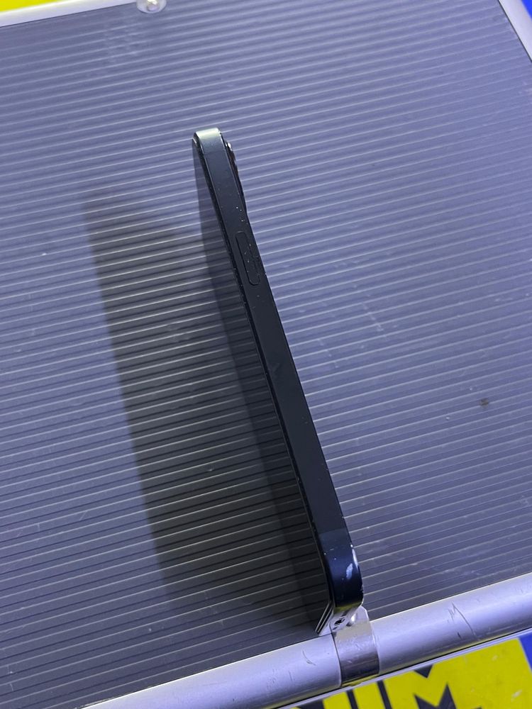 Iphone 13 256GB оригинал без ремонта