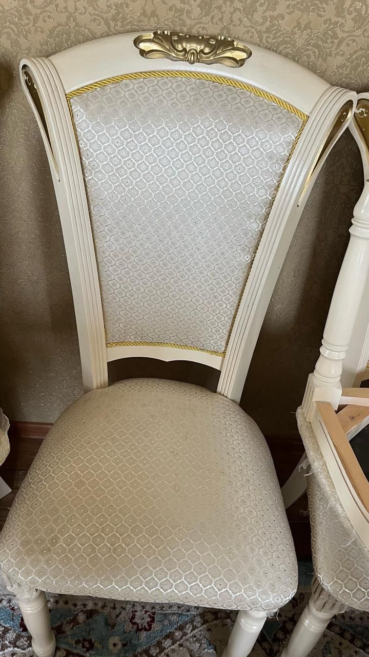 Стулья 12 штук..