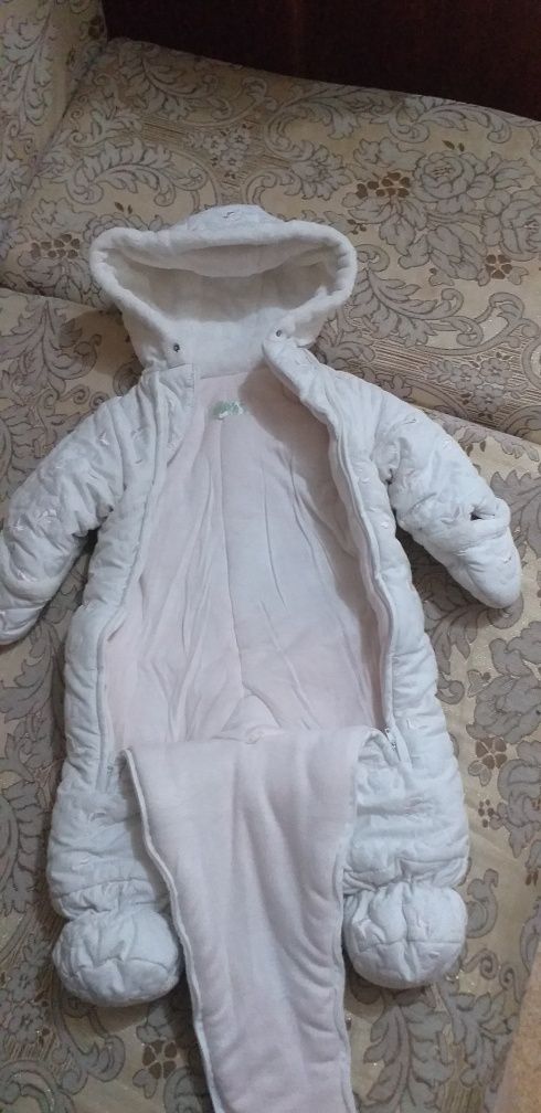 Комбинезоны продам