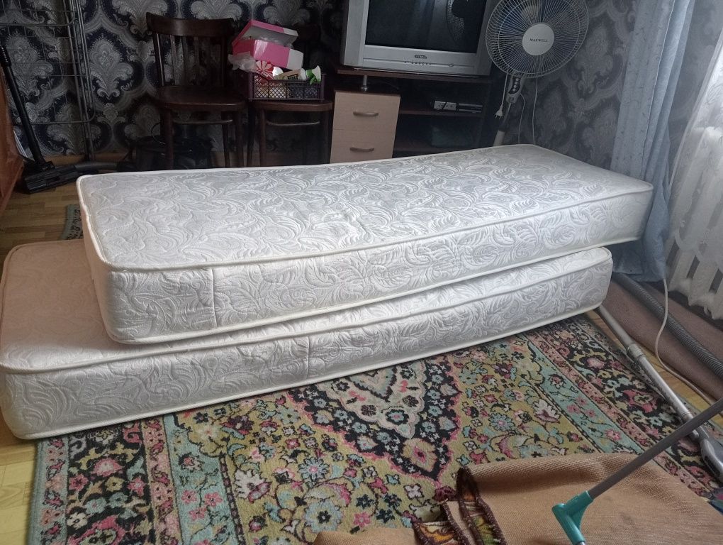матрас,2 шт,новые