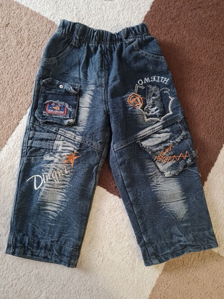 Продам одежду для мальчика.