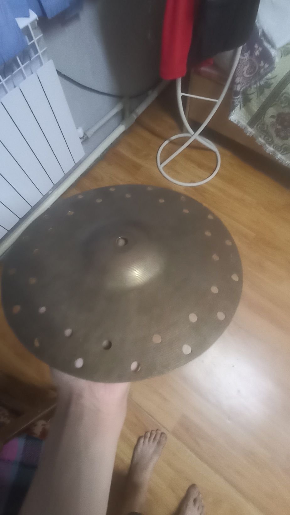 продам тарелку для барабанов