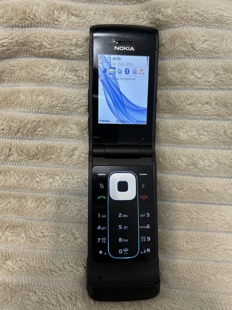 ретро Nokia 6650 Fold