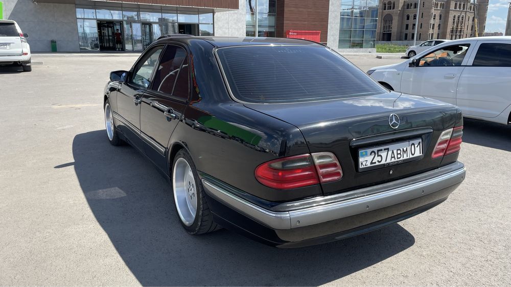 Продам мерседес 210 Рестайлинг