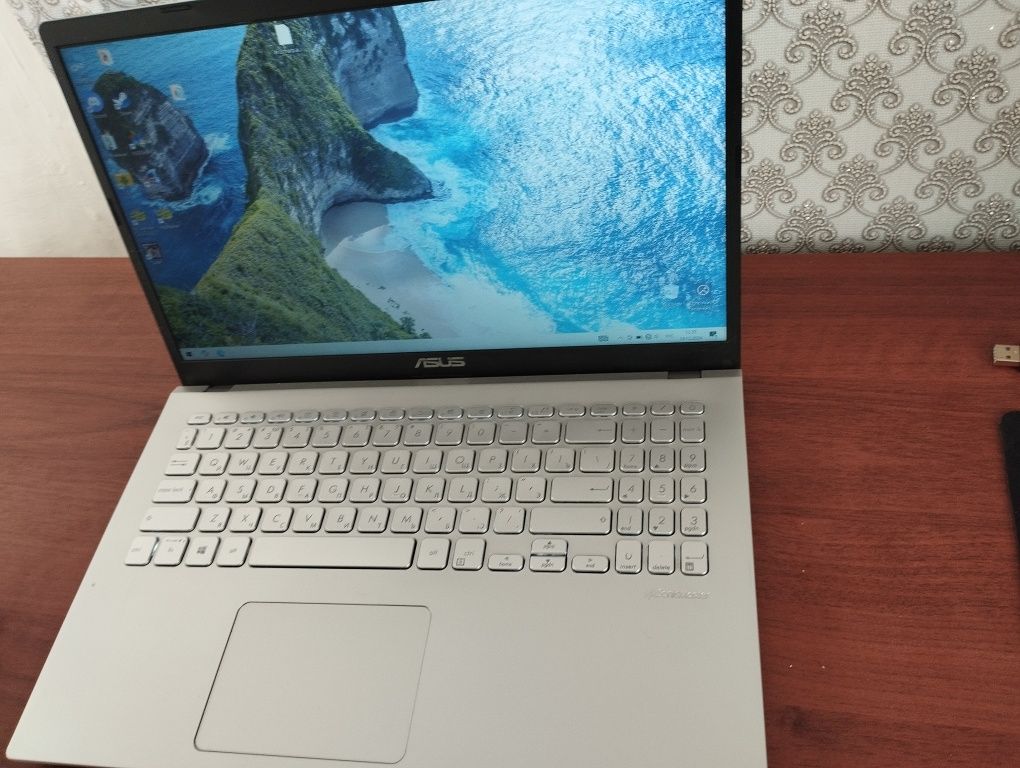 Продам ноутбук Asus x509j