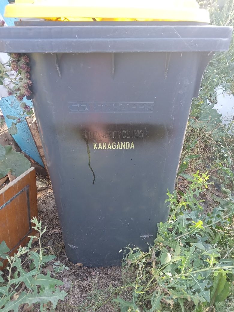 Контейнер бу с крышкой!